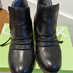 Black Genuine Leather Comfortable Boots Trendy